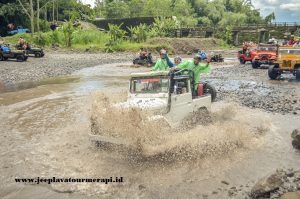 Biaya Jeep Lava Tour Merapi.