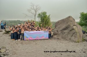 Harga Sewa Jeep Lava Tour Merapi