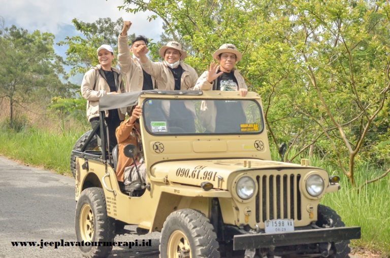 Harga Sewa Jeep Lava Tour Merapi2